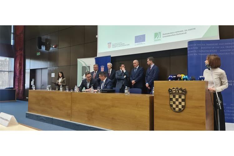 Potpisani ugovori za popravak potresom oštećenih cesta u Zagrebačkoj županiji