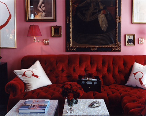 crvena sofa