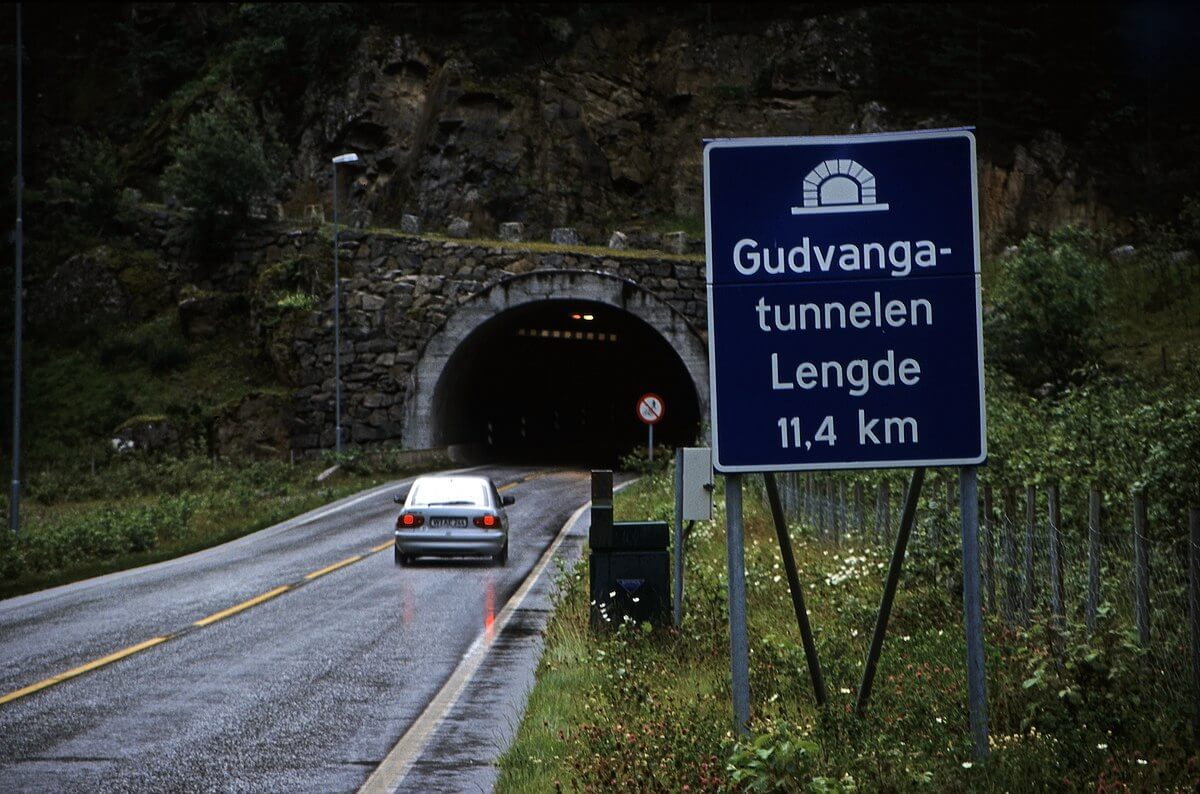 Tunel Gudvanga