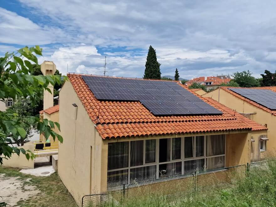 solarni paneli na zgradi škole u Splitu