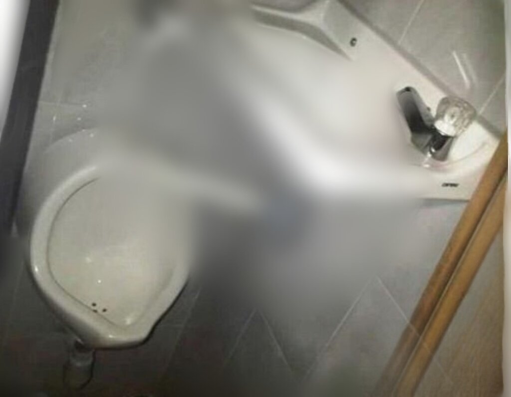 umivaonik i pisoar kao jedan sustav