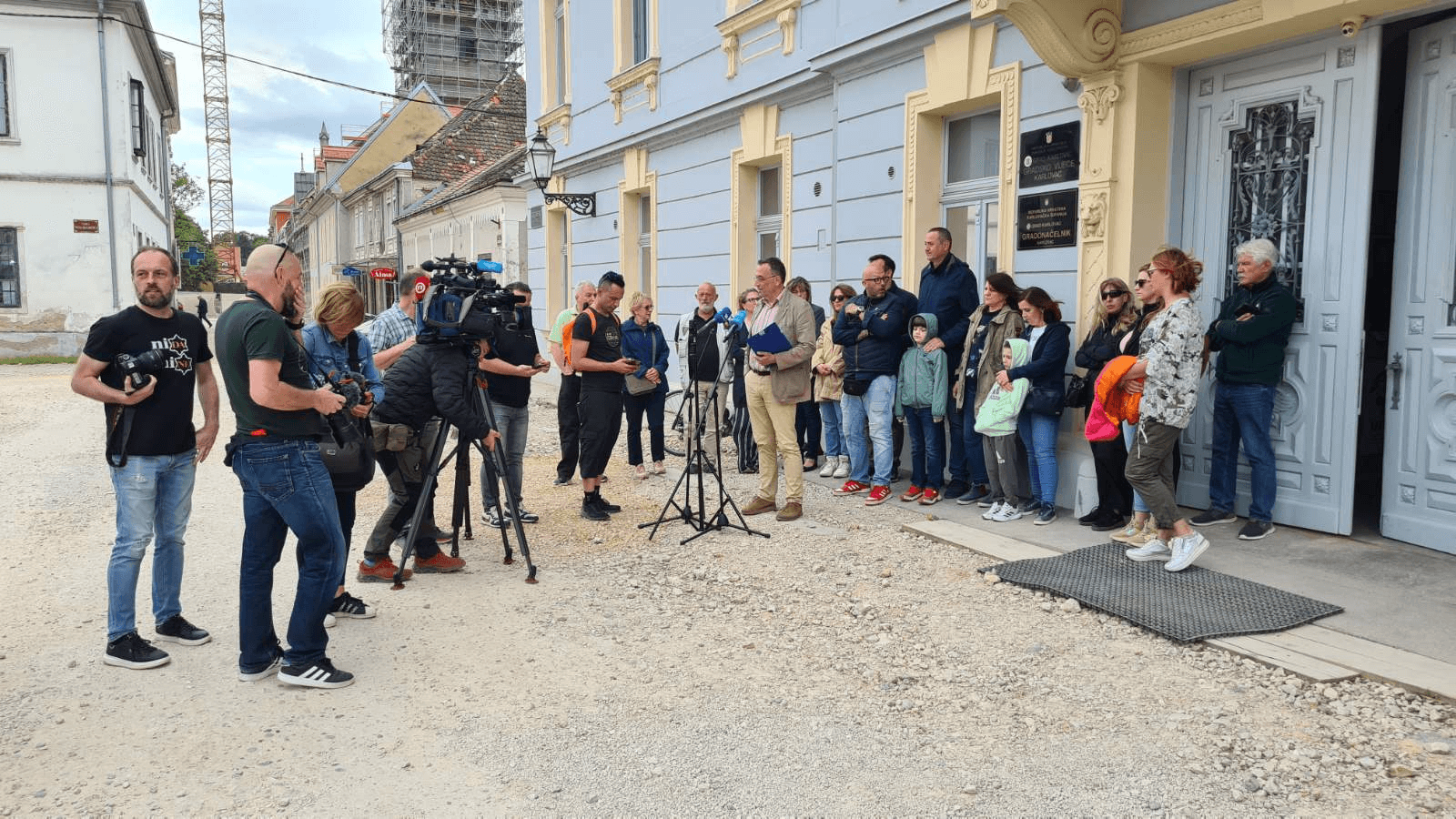 Tiskovna konferencija Karlovčana radi devastacije gradske jezgre
