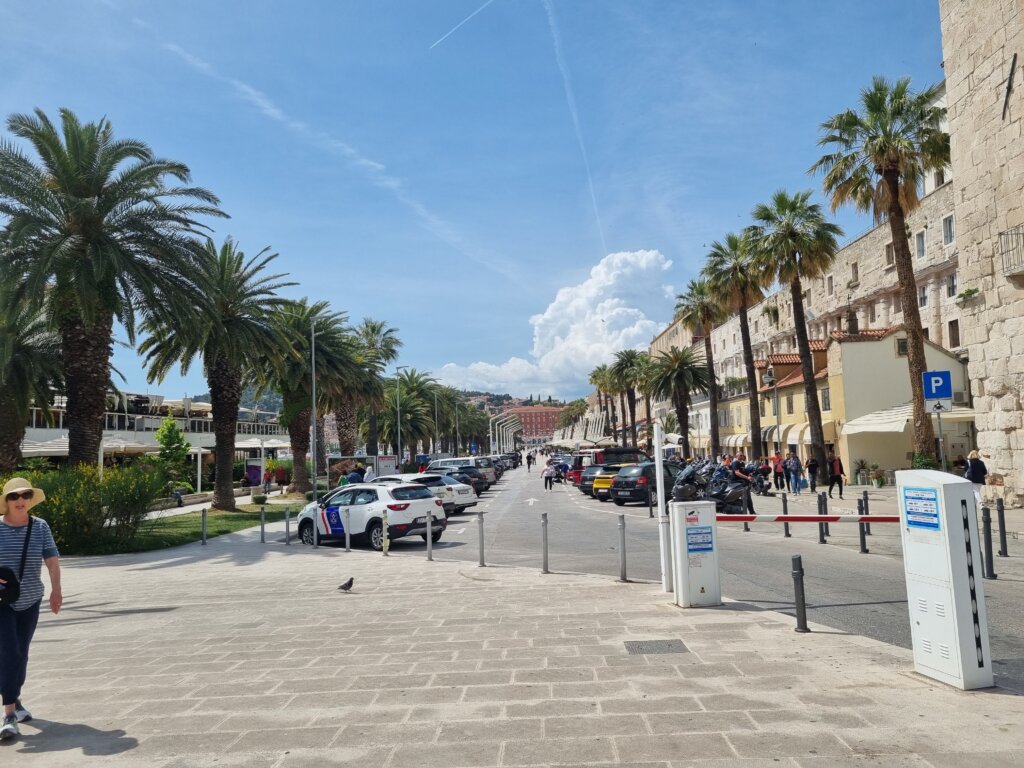 Split riva