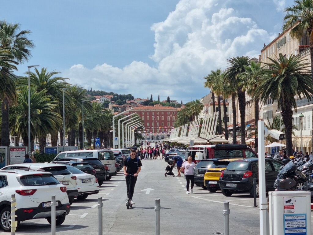 Split riva