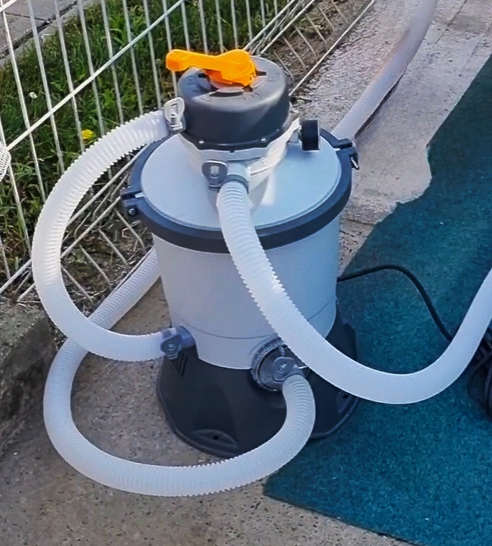 montaža filtera za bazen