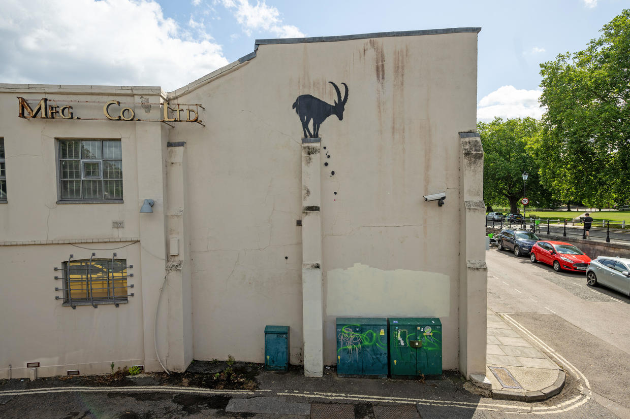 Banksy mural koza