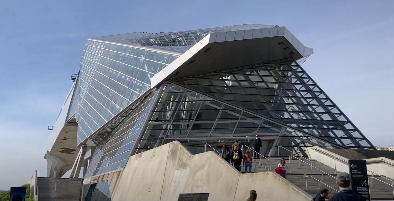 Musée des Confluences Efren Bercasio