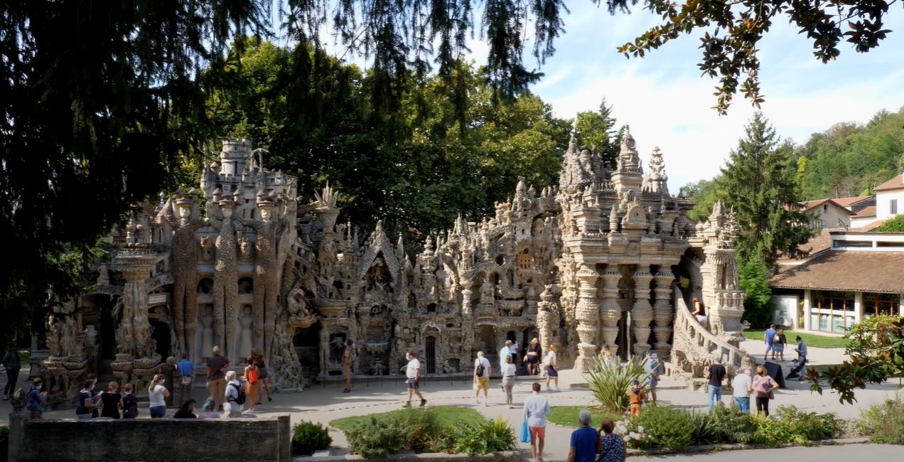 Palais Idéal du Facteur Cheval Les infos d'Alex