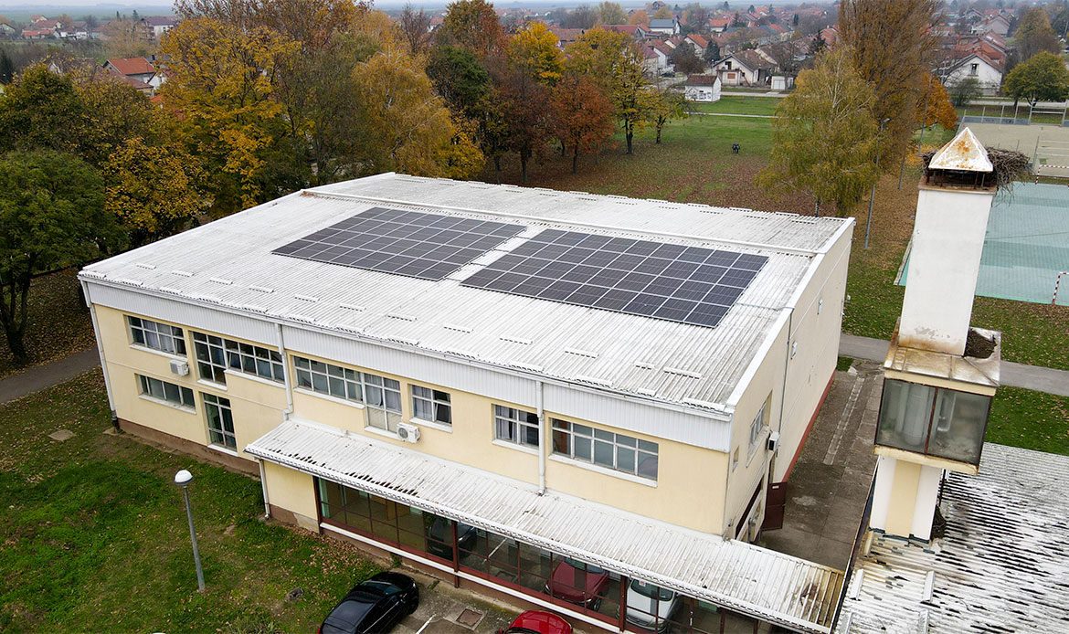 OŠ Blage Zadre solarna elektrana