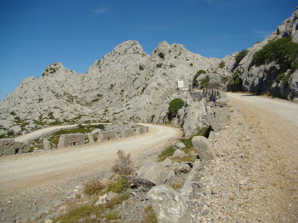 cesta Velebit