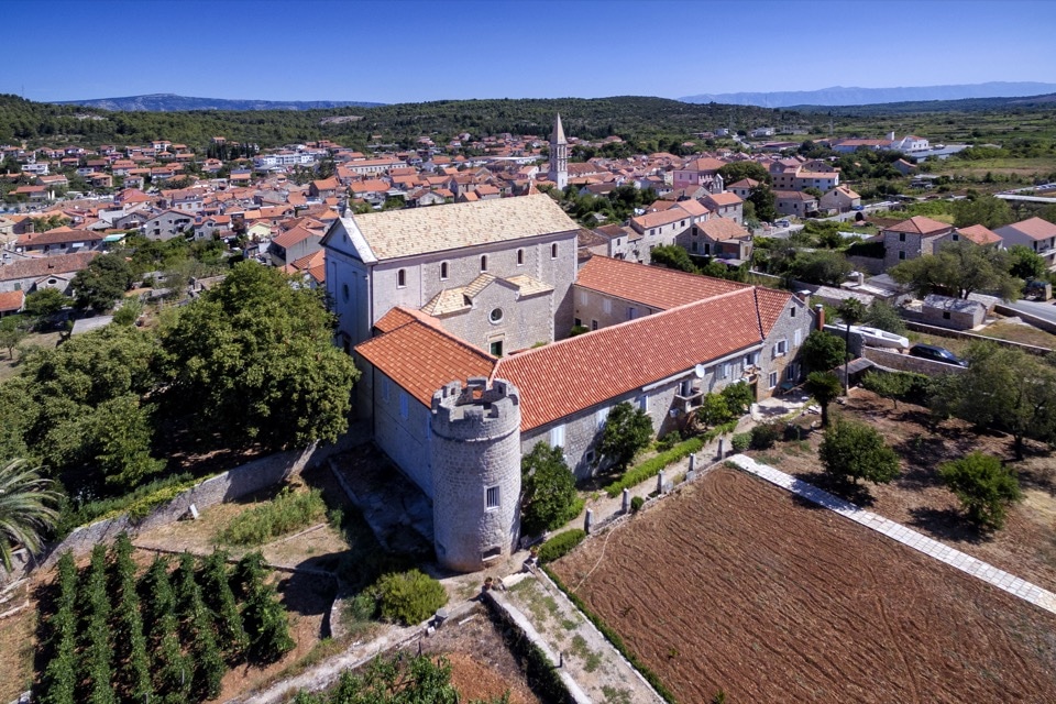 dominikanski samostan Hvar