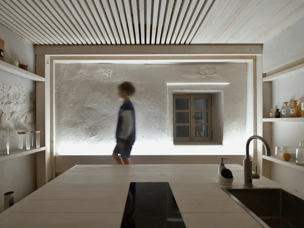 projekt Lighthouse Cres