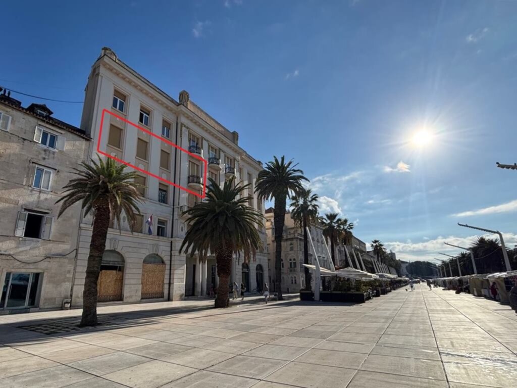 Obala hrvatskog preporoda 10, Split