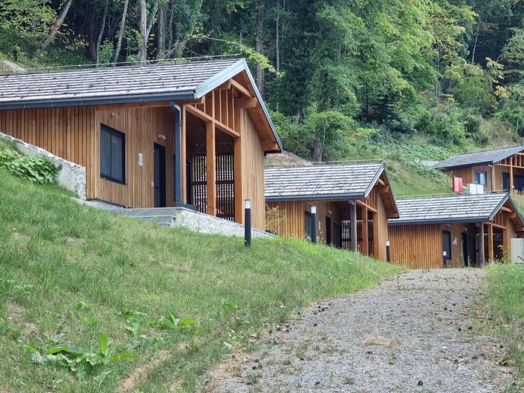 bungalovi, Orahovica