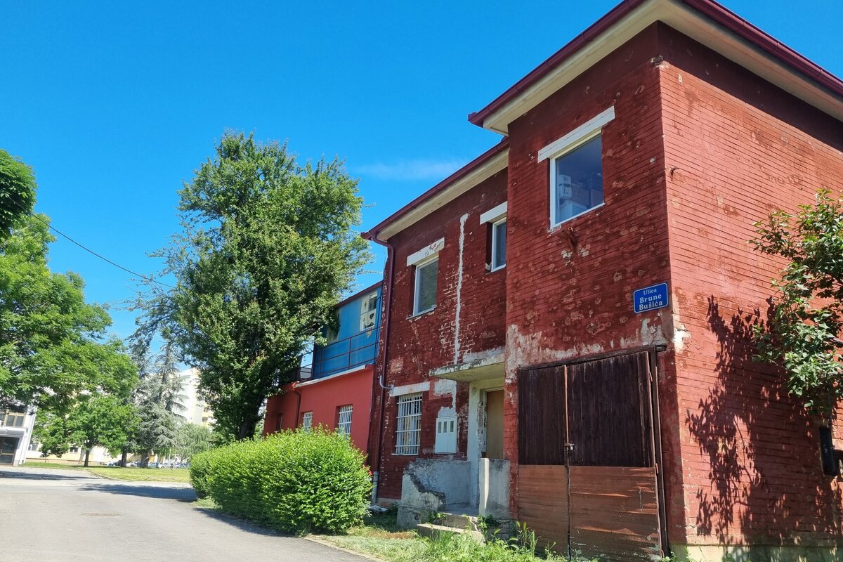 Batina vila, policijska postaja