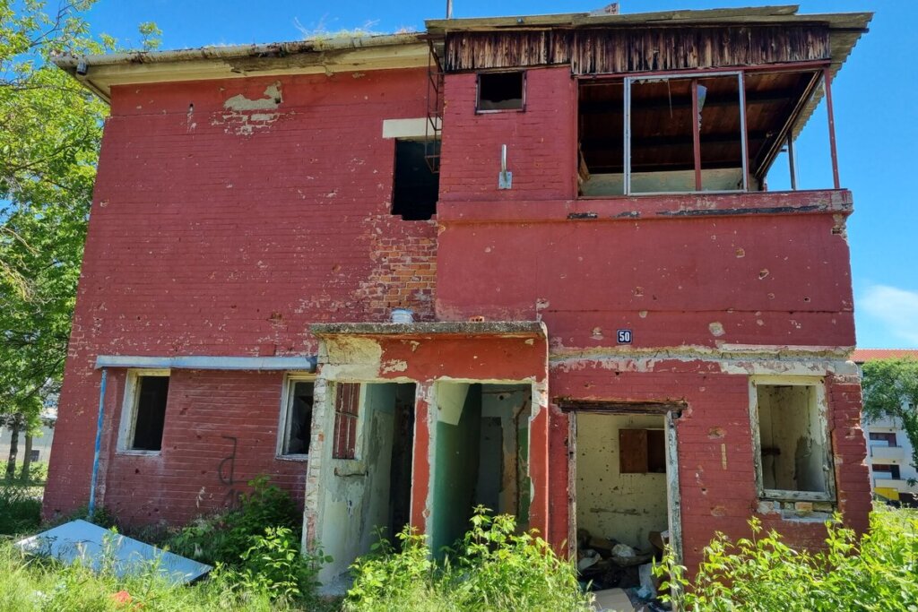 Batina vila za rušenje