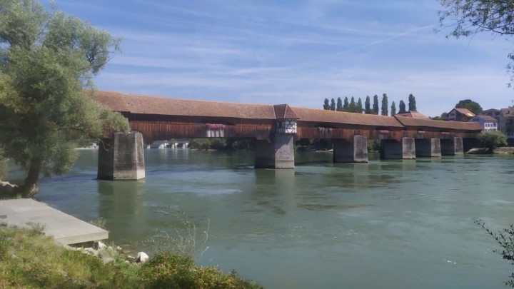 Ovo je najveći natkriveni drveni most u Europi: Služi kao granica, a nekoć je bio pun eksploziva