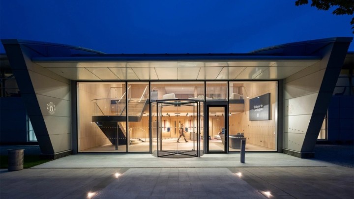 Ovo je novi trening kompleks za planetarno popularni nogometni klub, kakva svlačionica!