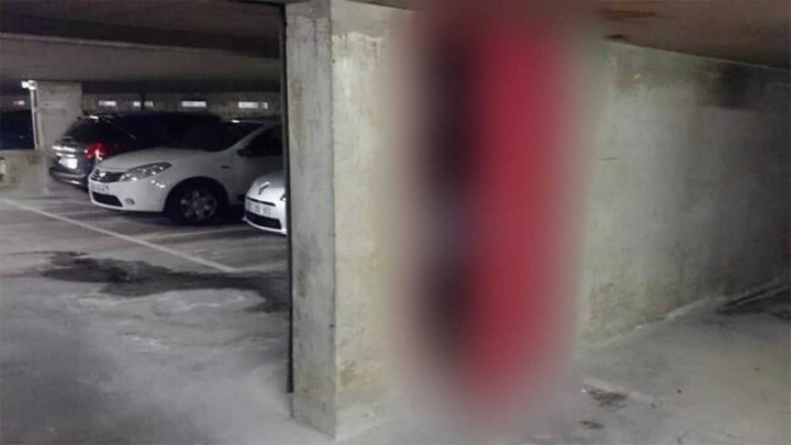 Foto: Projektant ove javne garaže hvata se za glavu