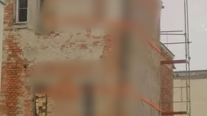 Foto: Kada ekipa za rušenje nikako da stigne