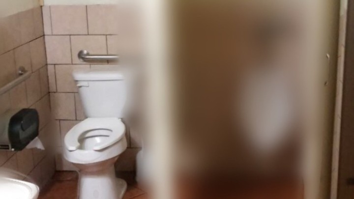 Foto: Kada instalacija wc-a i pisoara pođe krivo