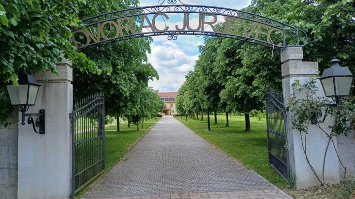 Bauštelska reportaža: Čaroban dvorac i dvije turopoljske kuće, rekonstrukcija s nevjerojatnom pričom