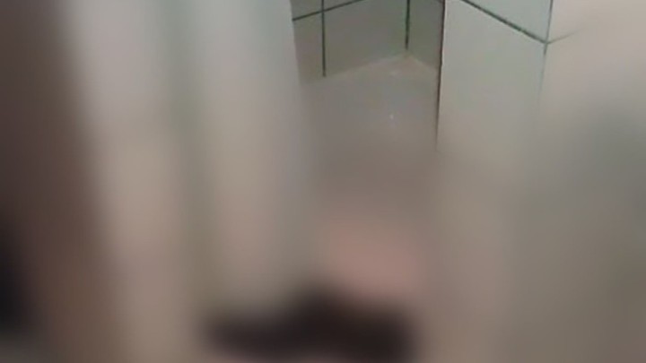 Foto: Želja za manje prskanja po kupaonici može dovesti do ovoga