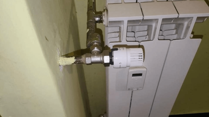 Foto: Ovako postavljen radijator još niste vidjeli, mislite li da 'duplo' jače grije?