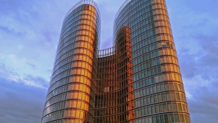 Foto: Svjetsko, a naše - dvostruki toranj visine 81 metar nalazi se u Zagrebu