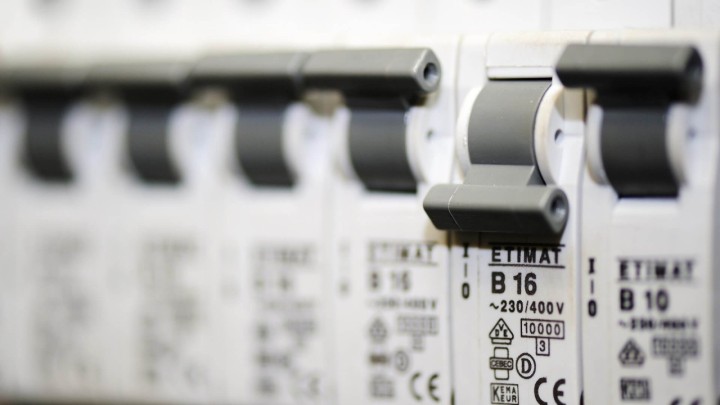 Foto: Da je električar biti lako, bio bi svatko - ovako postavljene osigurače još niste vidjeli