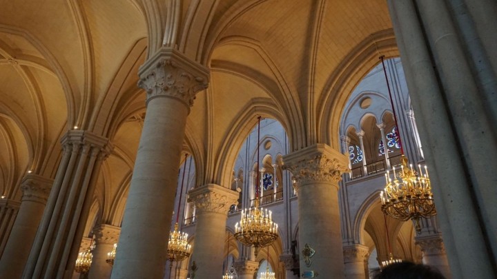 Spektakularna katedrala Notre - Dame: Ovako izgleda obnovljena iznutra nakon požara