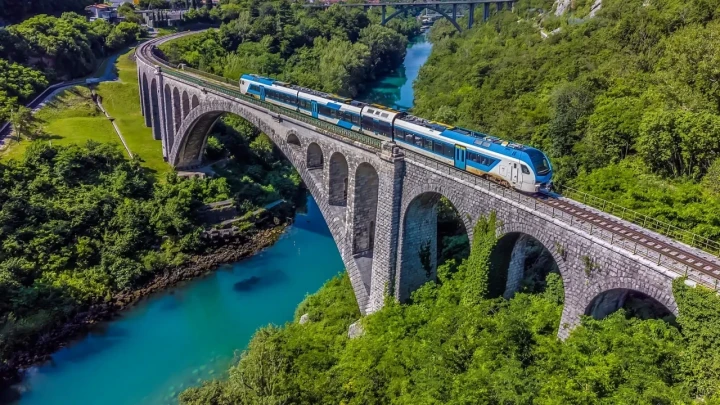 Ovaj most dva puta je 'letio' u zrak, a danas je najveća lučna kamena prometnica za vlakove na svijetu