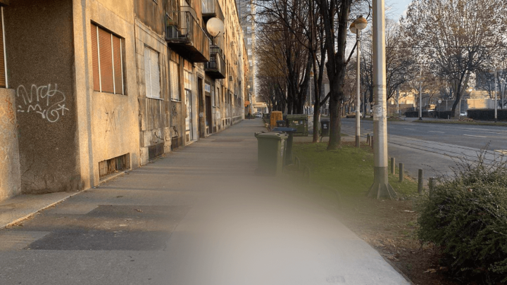 [FOTO] Pazite da se ne spotaknete: Doslovno opasnost na cesti