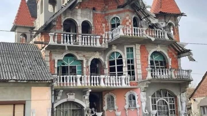 [FOTO] Čudo arhitekture: Teško je objasniti što se ovdje dogodilo