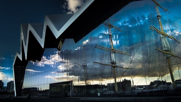 [FOTO] Predivnu zgradu Riverside muzeja dizajnirala je Zaha Hadid