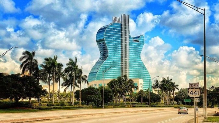 [FOTO] Za ljubitelje glazbe: Hotel u obliku gitare