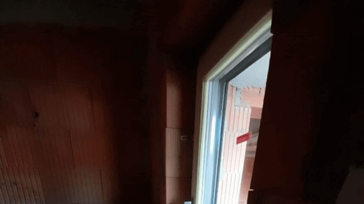 [FOTO] Ovo se dogodi kad ne razmišljate: Još jedan besmisleni prozor