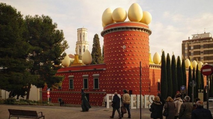 [FOTO] Znate li gdje se nalazi sjedište Zaklade Salvadora Dalija?