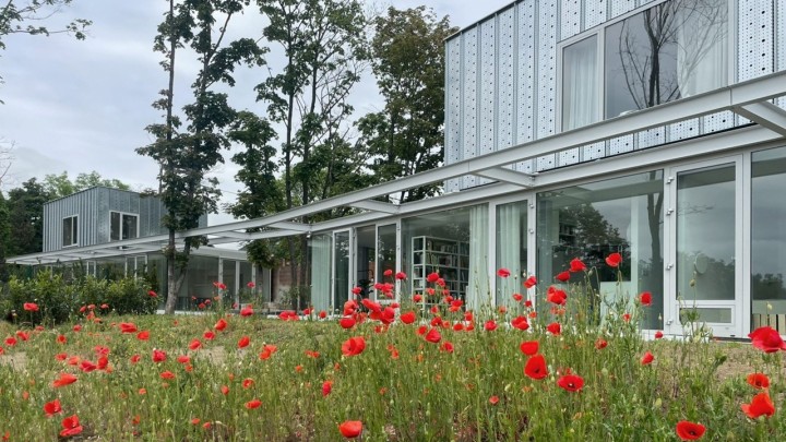 Staklena dupla vila na Bukovcu savršena je kombinacija top materijala i tlocrta u zagrljaju prirode