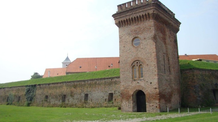 [FOTO] Rušenje gradskih zidina u Osijeku su zahtijevali javnost i gradska uprava