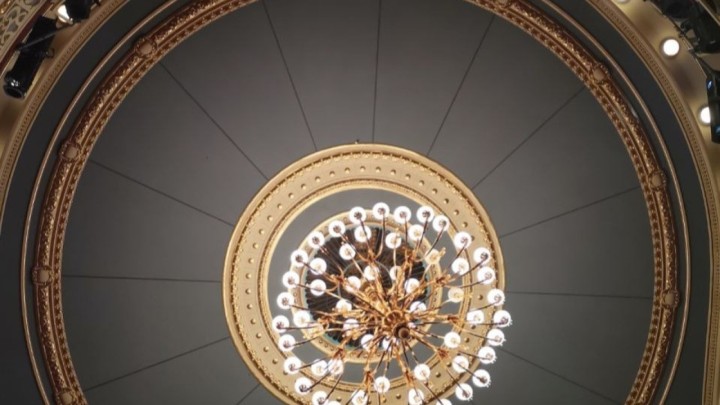 [FOTO] Znate li tko je zaslužan za unutarnje uređenje jednog od naših najljepših kazališta?