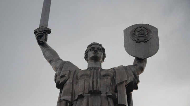 [FOTO] Spomenik u Kijevu sagrađen u spomen žrtvama Drugog svjetskog rata