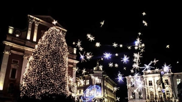 [FOTO] Ovako izgleda advent u našem susjedstvu