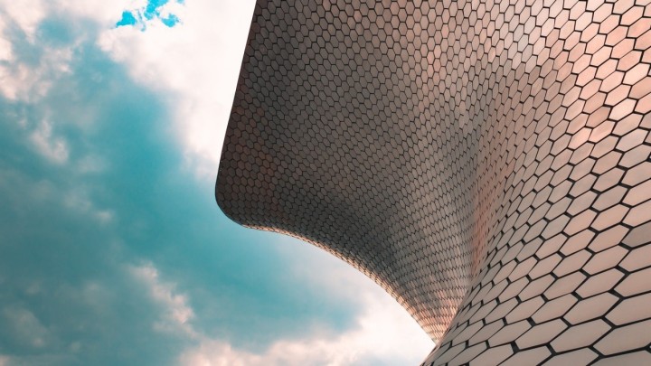 Znate li s koliko je šesterokutnih pločica prekrivena ova spektakularna futuristička zgrada?