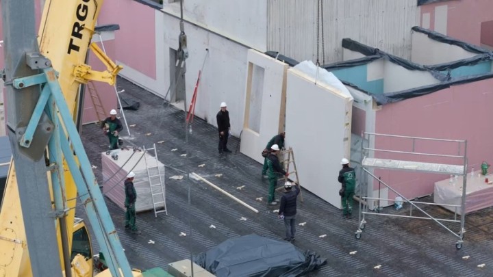 Video: Ovako se gradi škola korištenjem CLT ploča i prefabriciranih drvenih elemenata