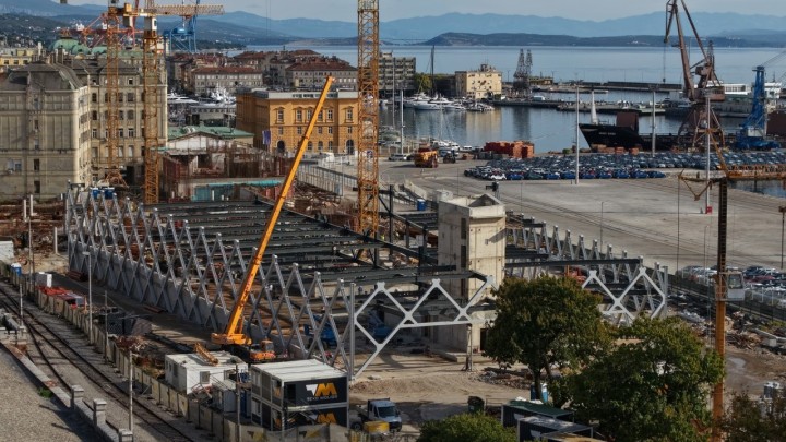 Uzdiže se riječka 'Žabica', grandiozna čelična konstrukcija otkriva novu vizuru Kvarnera s mora