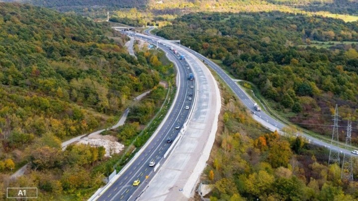 Gradilišta iz zraka: Susjedi grade na sve strane, napreduje izgradnja autoceste, a postavljen je i čelični nadvožnjak