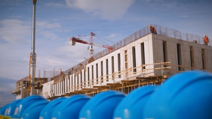 Gradilište najočekivanije građevine u Hrvatskoj pod 'opsadom', gradi se u punom zamahu, prva utakmica se bliži