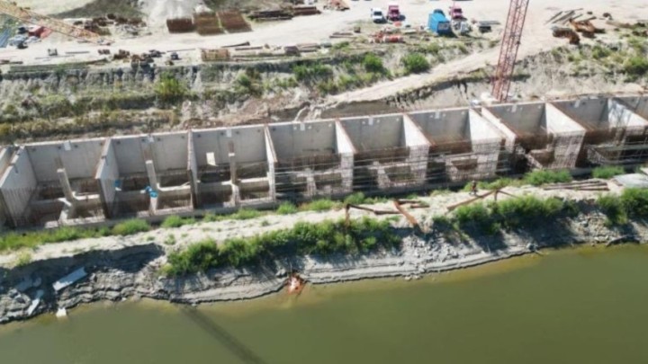 Galerija: Veliki riječni projekt u Osijeku napreduje punom parom, gradi se terminal, obala i željeznički kolosijeci