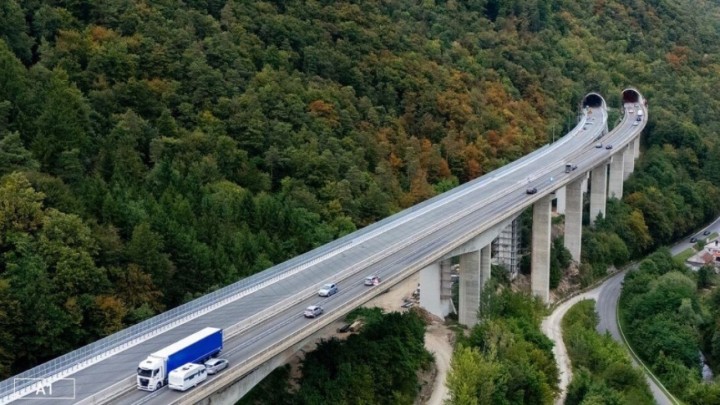 Gradilište iz zraka: Susjedi ne staju s novim projektima, završavaju se most, autocesta i priključak za glavni grad